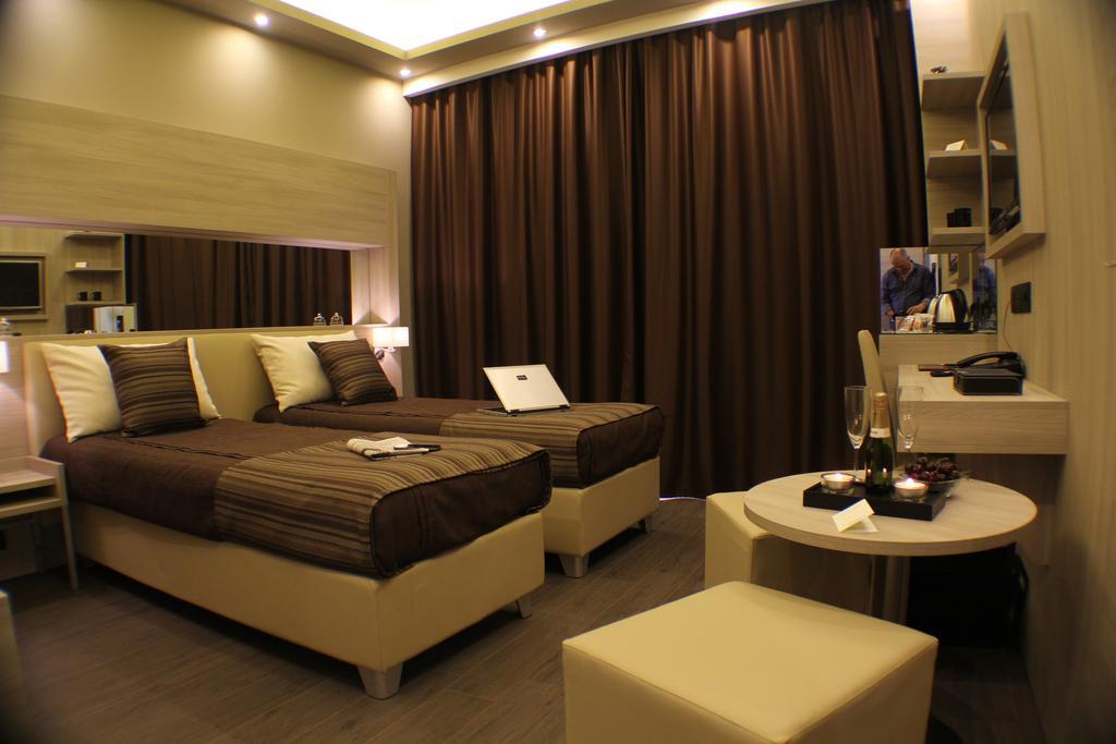 Hotel In 3*